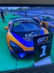 FIC UK 로고 단 슈퍼카 ‘멕라렌’, GT4 유로피안 챔피언십대회 우승