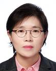 LG생활건강, 17년만에 대표 교체…이정애 그룹 첫 여성 CEO 선임