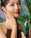 프레쉬, 새 앰버서더 조이와 함께한 ‘모리셔스 티 엘릭시어 세럼’ 화보 공개