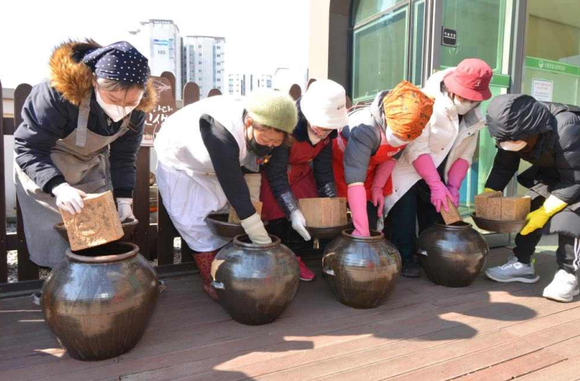 [데이터]한국 장 담그기 문화, 유네스코 인류무형유산 등재