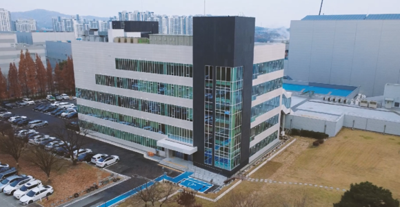 ▲동아제약 천안 공장 품질혁신센터 / 사진=동아제약 동아제약, 천안공장 ‘품질혁신센터’ 준공