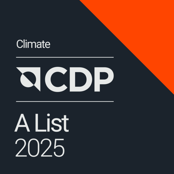 2025 CDP A List 뱃지 / 사진=㈜한화 ㈜한화, 2025 CDP 기후변화대응 평가에서 최상위 등급 ‘리더십 A’ 획득