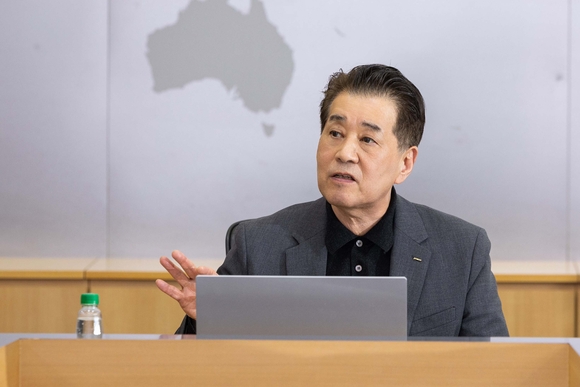 장인화 포스코그룹 회장, “수익성 중심으로 체질 과감히 바꾸자“