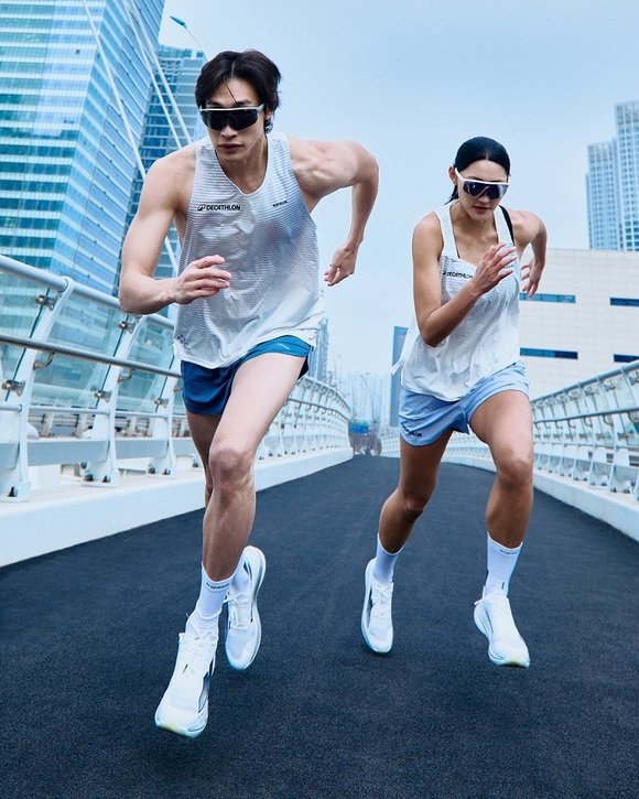 데카트론, 2026 러닝 시즌 공략 나서…디자인·퍼포먼스 모두 잡았다